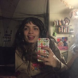 Meet your Posher, Natasha